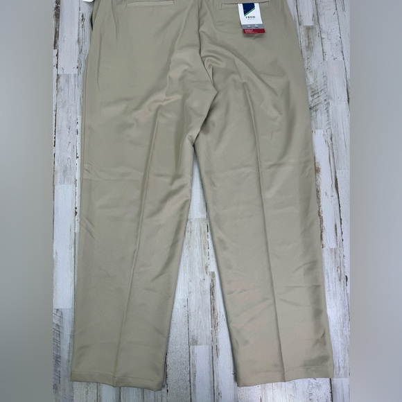 Izod Golf Men's Straight Fit Pants Wicking Sun Control Size 40x32 NWT - Picture 11 of 11